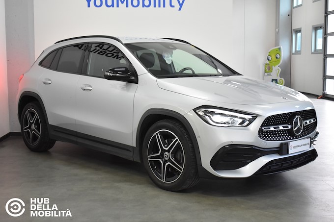 MERCEDES-BENZ GLA 200 d Automatic Premium